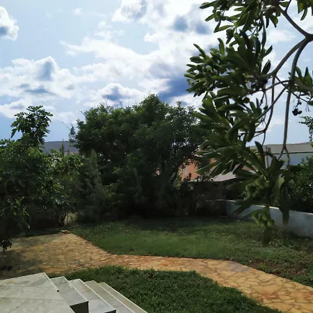 Matea Pag Apartment *