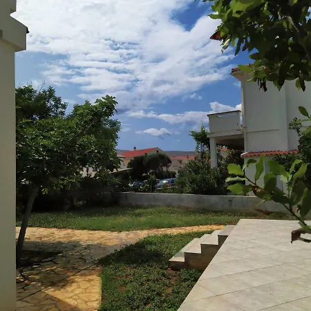 Matea Pag Apartment
